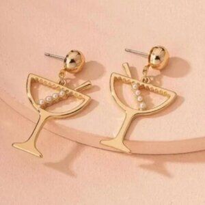 ⭐️❤️ FREE Pearl Faux Boho Wine Alcohol Peasant Hipster Hippie Art Drink Earrings